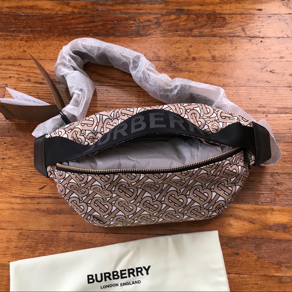 NWT Burberry Crossbody Bag